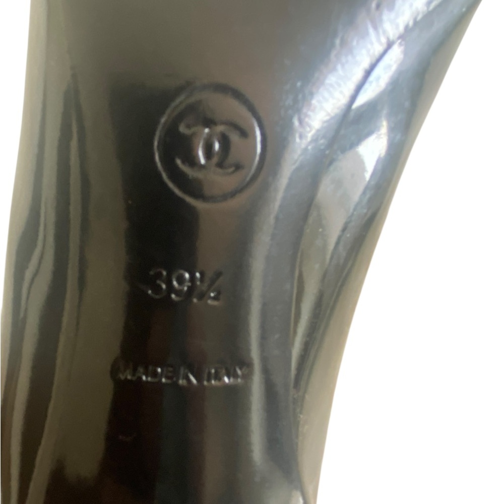 CHANEL Black Patent Leather Heels with Gold Accent size 39.5 - Picture 10 of 14
